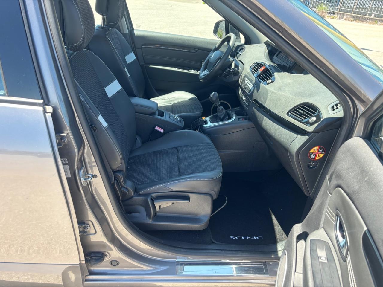 Renault Scenic Scénic X-Mod 1.5 dCi 110CV Dynamique