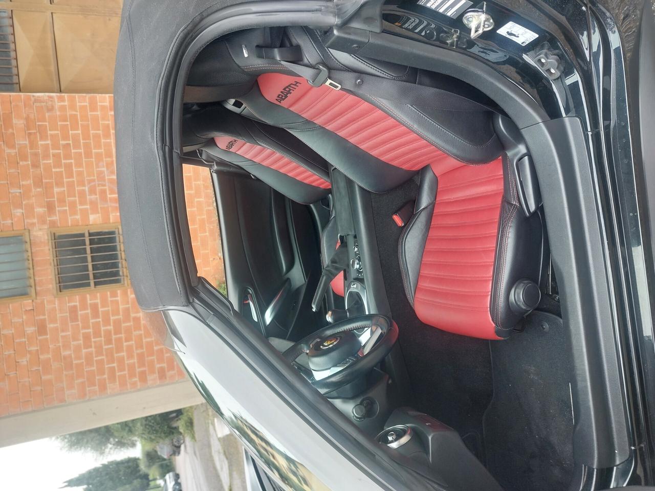 Abarth 124 Spider Scorpione