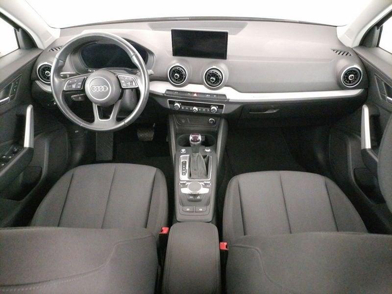 Audi Q2 35 2.0 tdi Business s-tronic