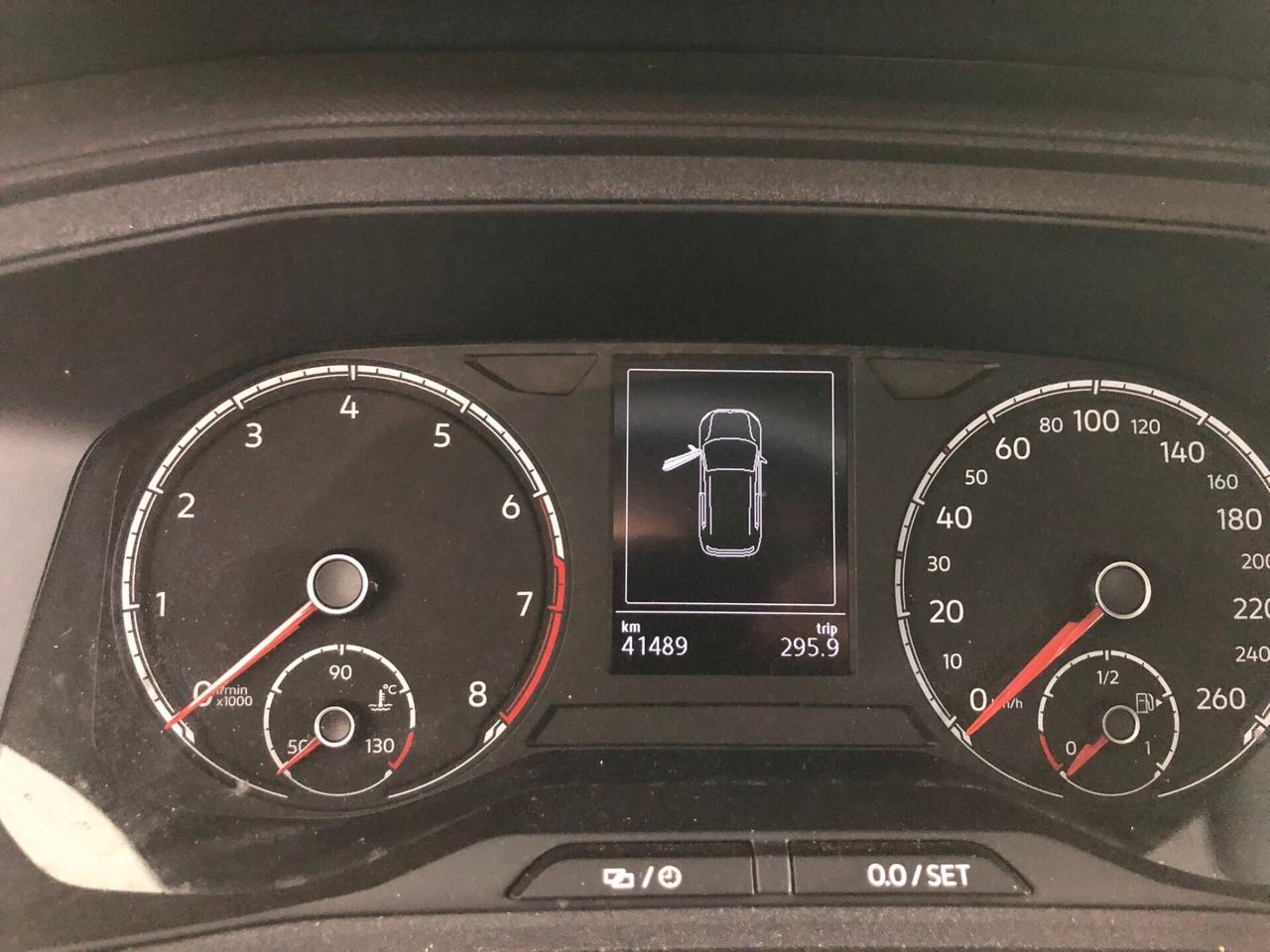 Volkswagen T-Cross 1.0 TSI Urban - NO CLIMA