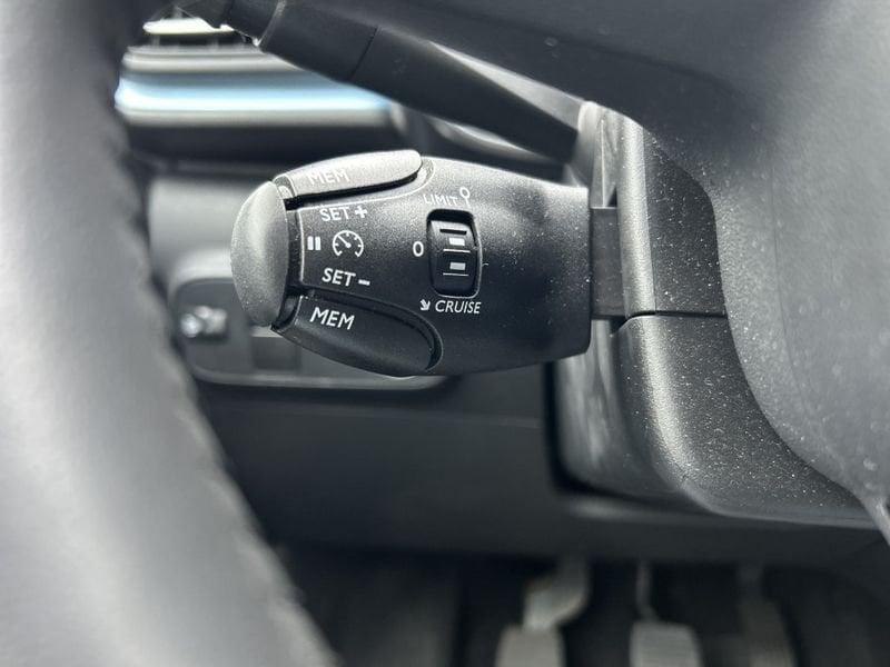 Citroën C3 PureTech 110cv Elle NAVI+CAMERA+17"+PELLE