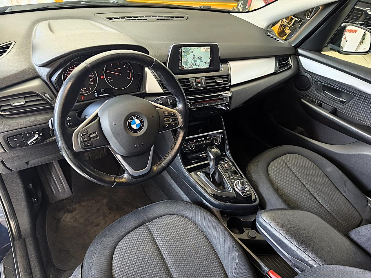 BMW 218d Active Tourer Advantage EURO6B*AUTOM