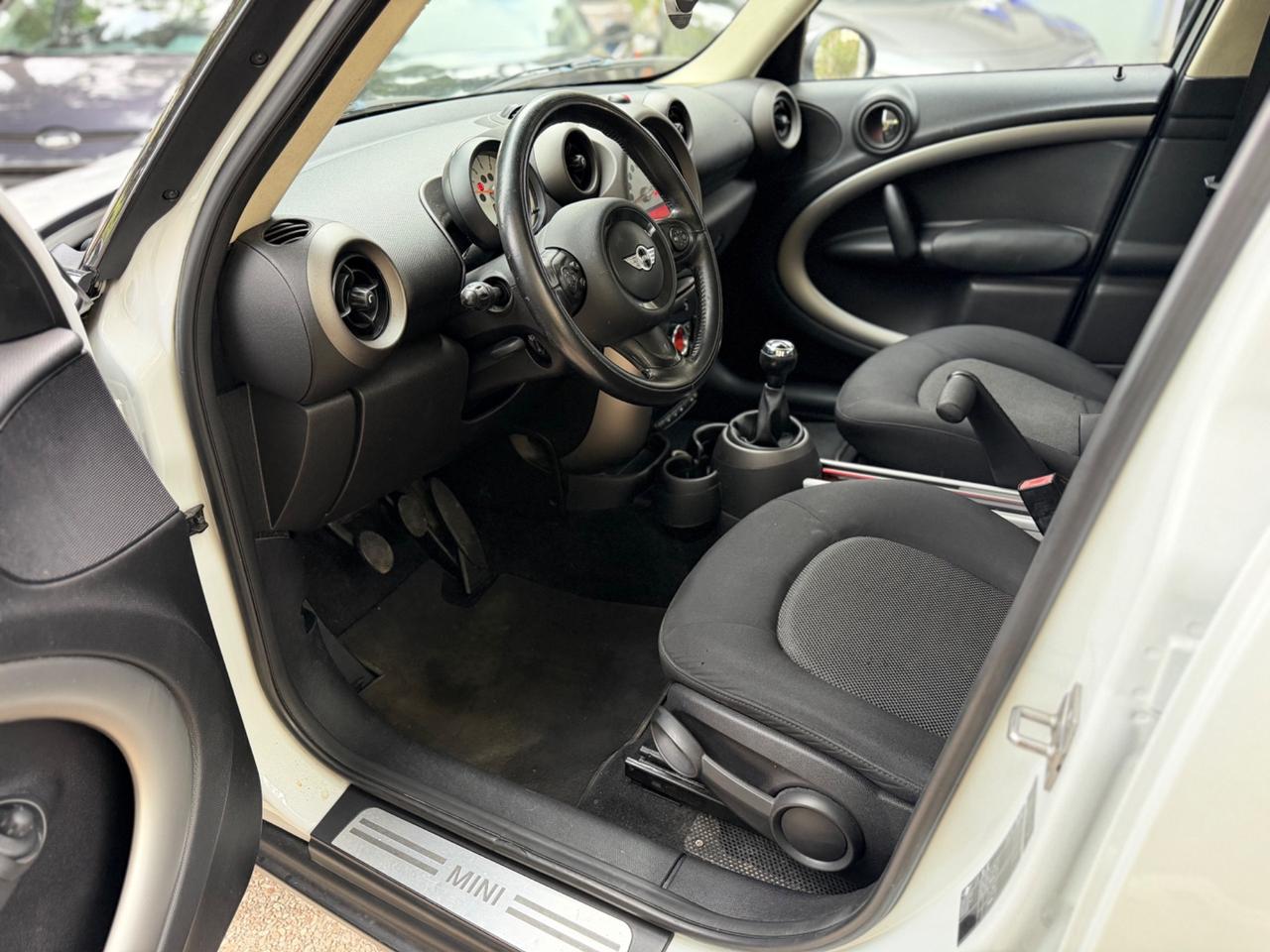 Mini One Countryman 1.6 NEOPATENTATI