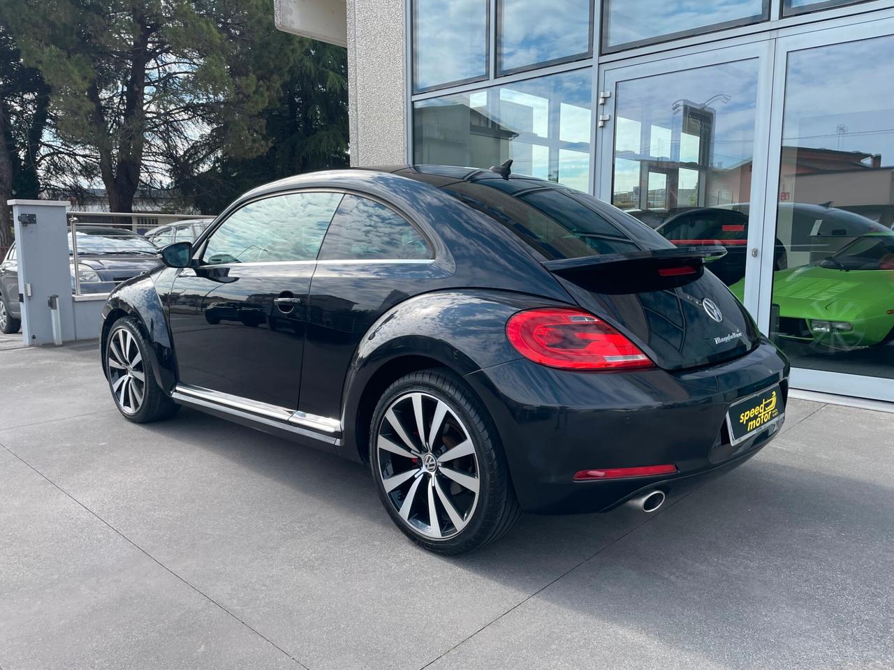 Volkswagen Maggiolino Kafer Beetle 2.0i benz 200CV DSG Sport