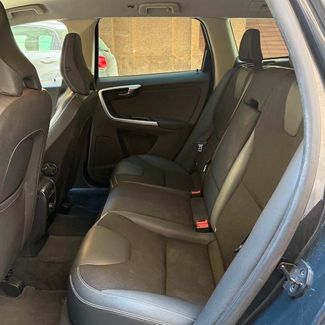 Volvo XC60 **UNICO PROPRIETARIO**