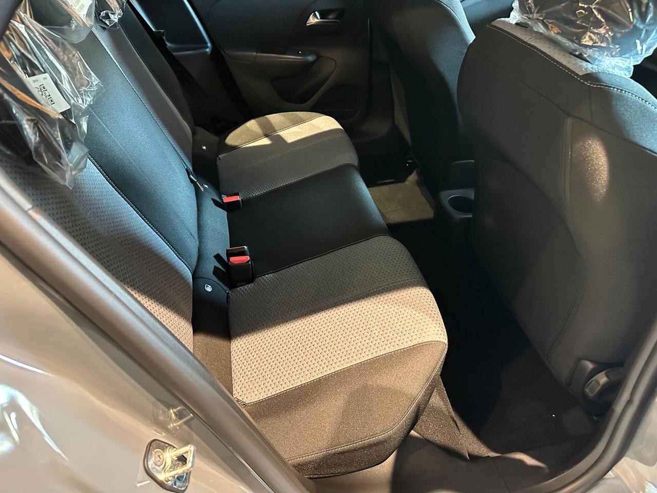 Opel Corsa 1.2 100 CV Edition