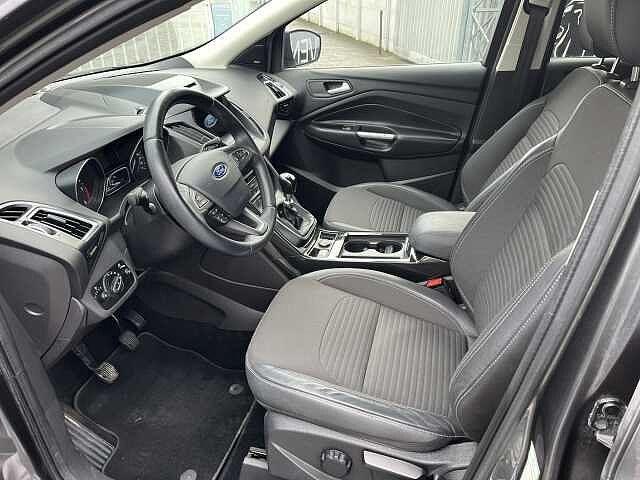 Ford Kuga 1.5 EcoBoost 120 CV S&S 2WD Titanium