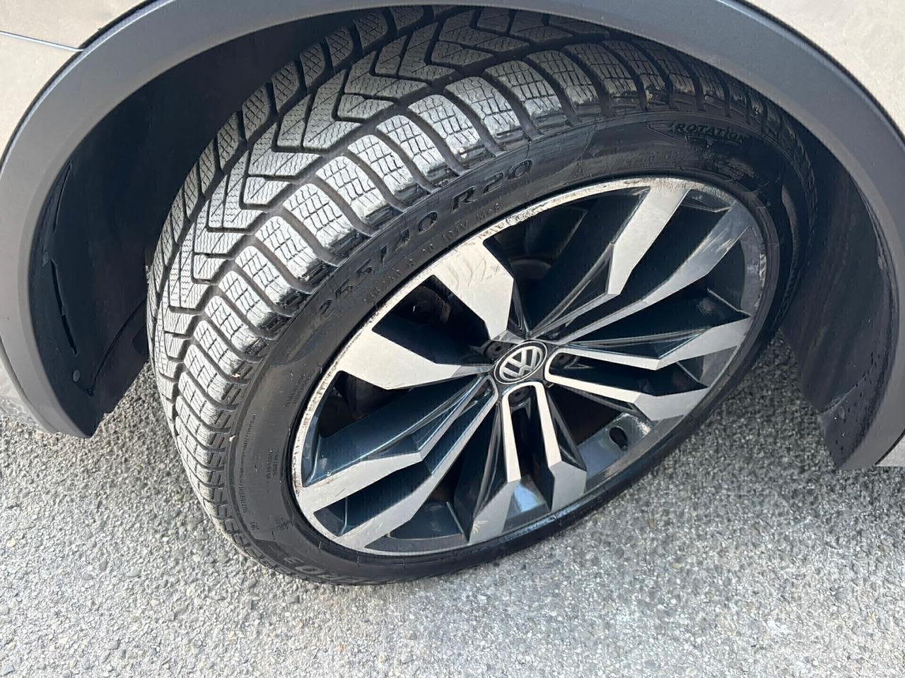 Volkswagen Tiguan 2.0 TDI 190cv DSG 4Motion R-line