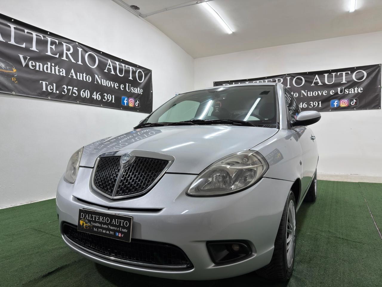 Lancia Ypsilon 1.2 Modamilano