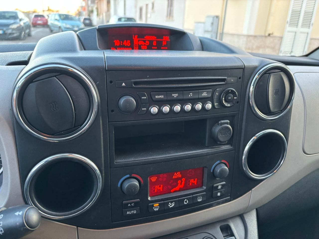 Peugeot Partner Tepee 1.6 e-HDi 92cv Outdoor