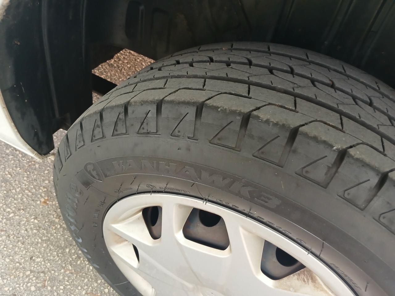 FORD CUSTOM 2.0 TDCI UNIPRO COIBENTATO