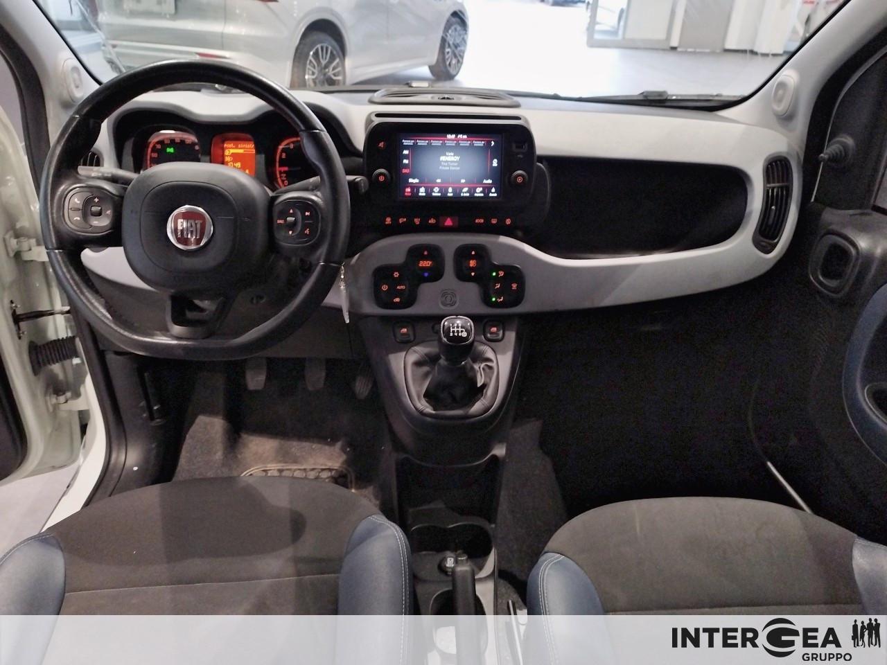 FIAT Panda 1.0 firefly hybrid City Cross s&s 70cv 5p.ti