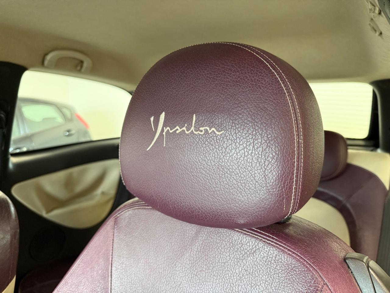 Lancia Ypsilon 1.2 Platino
