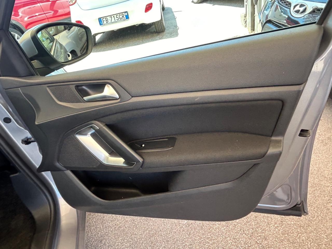 Peugeot 308 1.6 e-HDi 115 CV Stop&Start GT Line