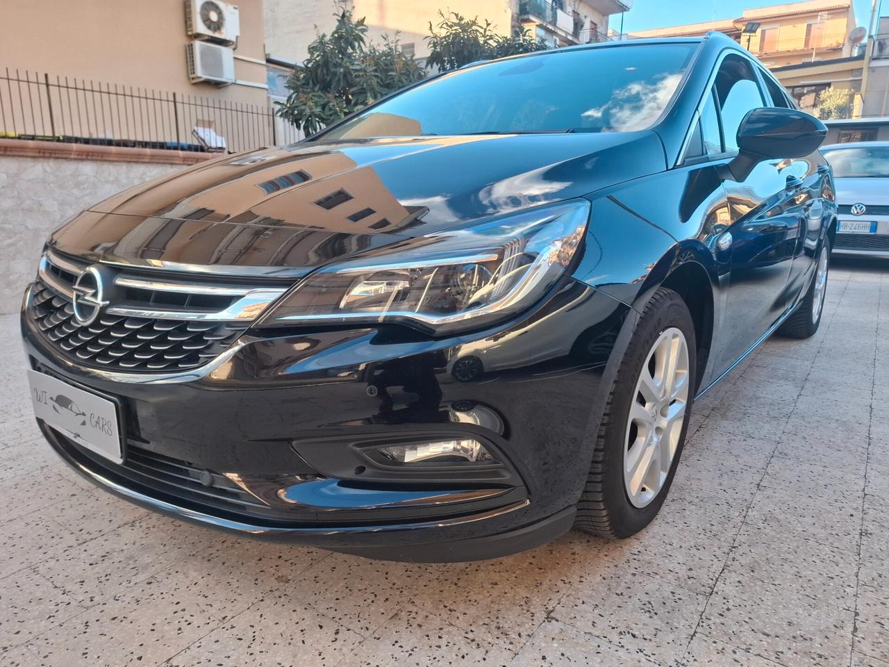Opel Astra Sports Tourer - 1.6 CDTI Online Edition|