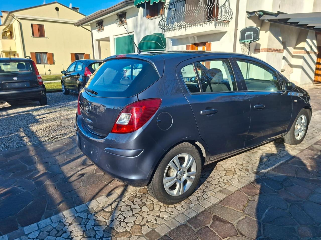 Opel Corsa 1.2 5 porte Edition