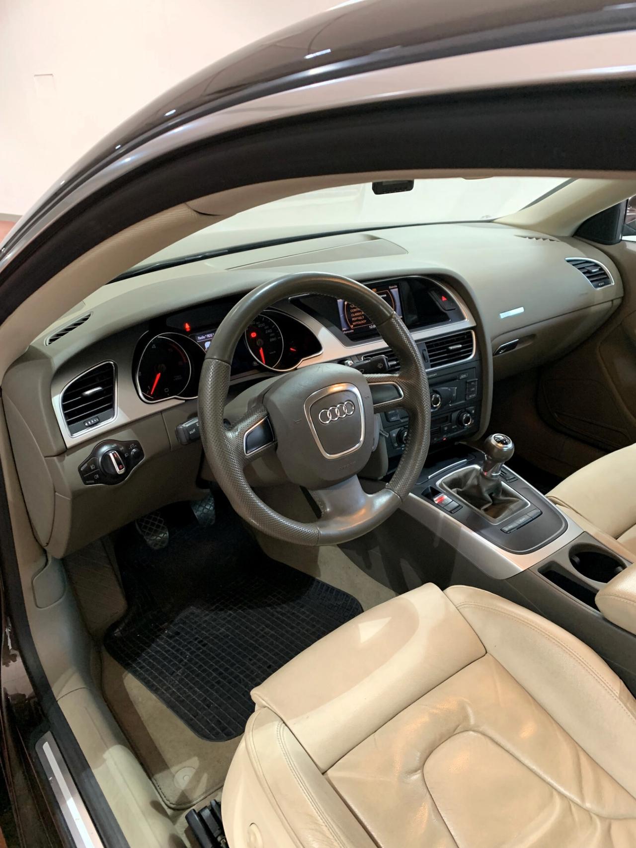 Audi A5 2.0 TDI F.AP. Ambition-UNICO PROPRIETARIO-TAGLIANDI COMPLETI-IVA ESPOSTA