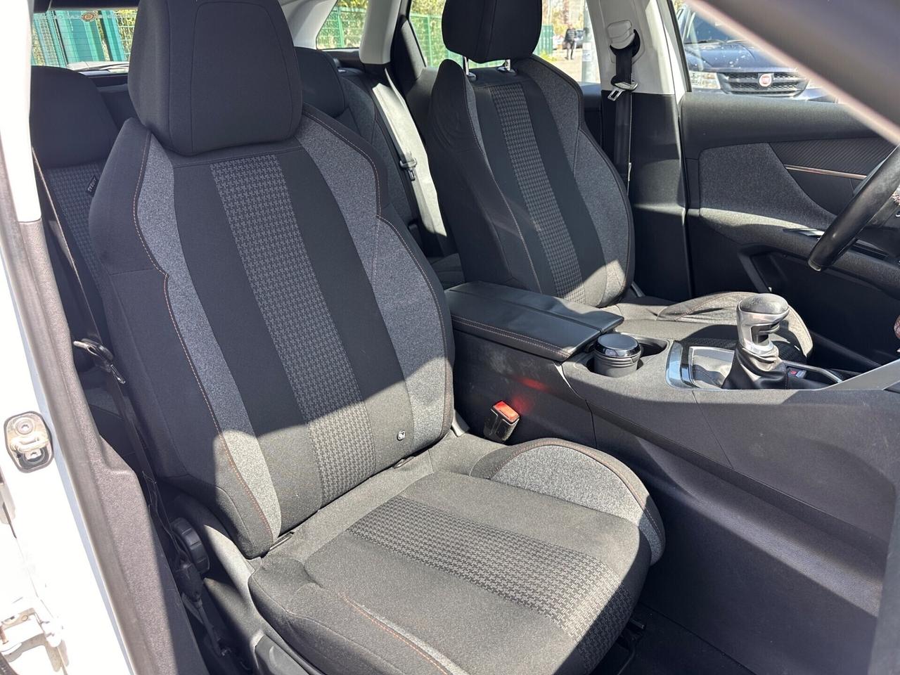 Peugeot 3008 1.2 130cv Distribuzione 1.000km!
