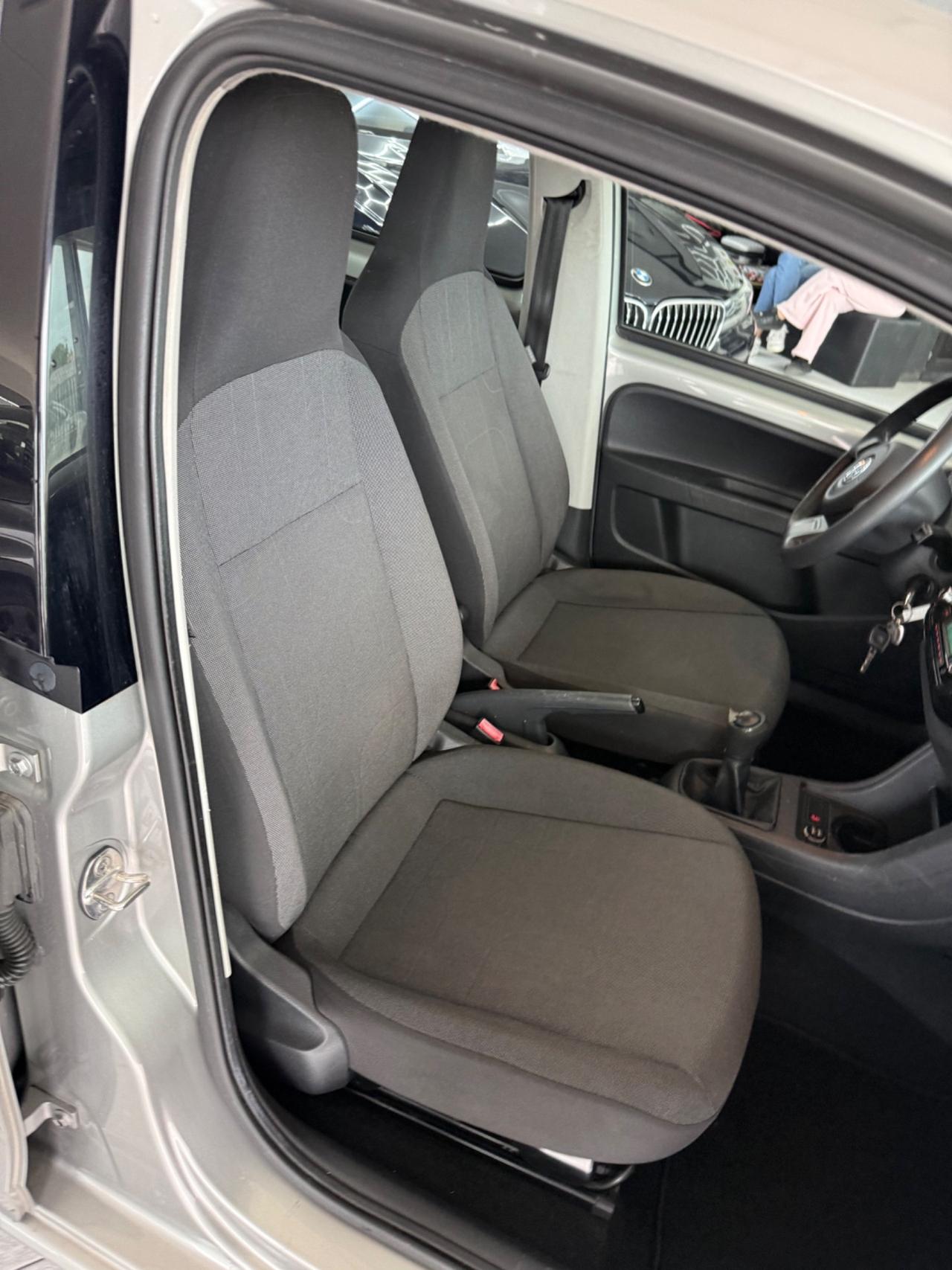 Volkswagen up! 1.0 75 CV 5p. high