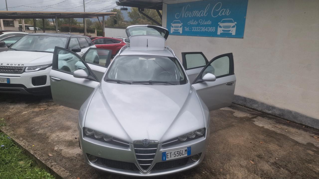 Alfa Romeo 159 1.9 JTDm Sportwagon Distinctive