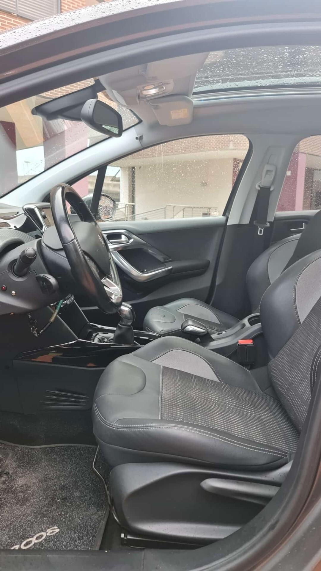 Peugeot 2008 Peugeot 2008 2008 1.6 bluehdi Allure 100cv TETTO CIEL PANORAMICO