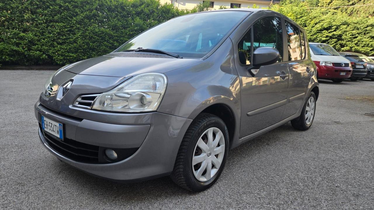 Renault Modus Grand Modus 1.5 dCi 90CV Neopatentati