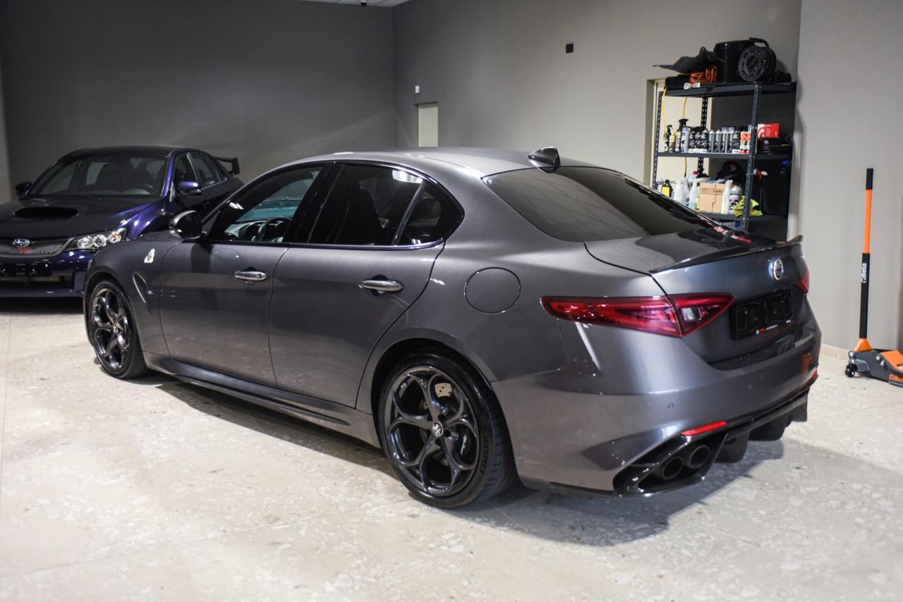 Alfa Romeo Giulia 2.9 V6 Bi-Turbo Quadrifoglio
