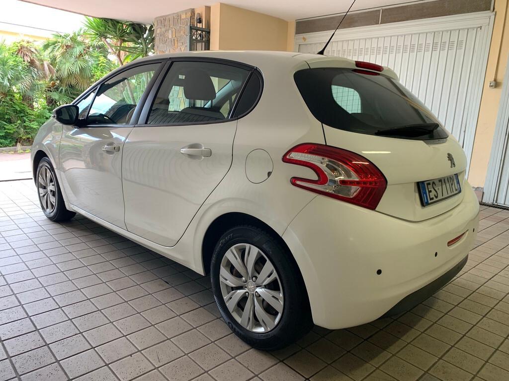 PEUGEOT 208 PURE TECH 82CV 5P 1.2 BENZ