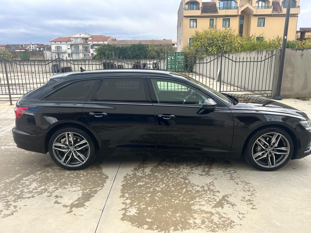 Audi A6 40 2.0 TDI S tronic Business Design