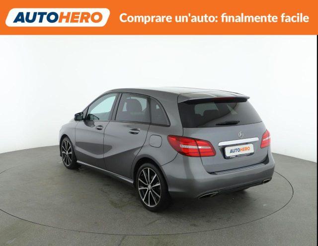 MERCEDES-BENZ B 200 d Automatic Sport