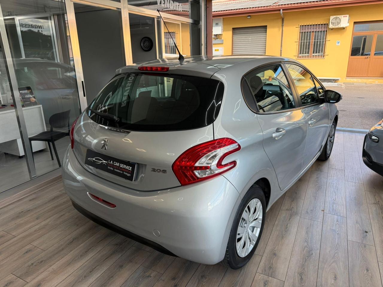 Peugeot 208 1.2 VTi 82 CV 5 porte Active