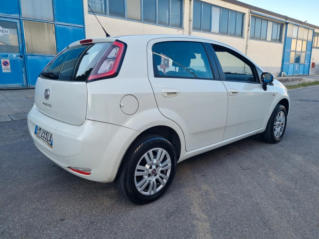 Fiat Punto Evo 1.4 5 porte Blue&Me Natural Power