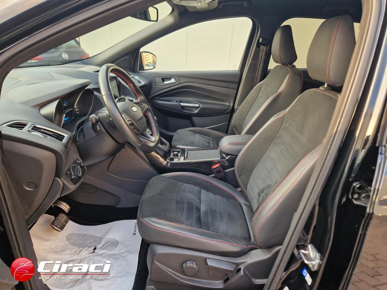 Ford Kuga 2.0 TDCI 180 CV S&S 4WD Powershift ST-Line