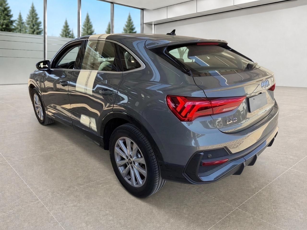 Q3 SPB 45 TFSI e S tronic Business Plus