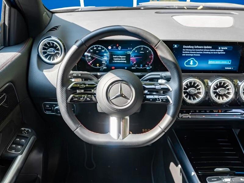 MERCEDES GLA (H247) GLA 200 Automatic ...