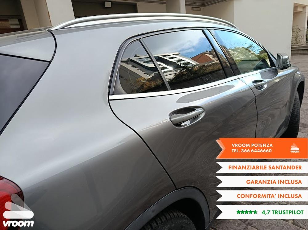 MERCEDES GLA (X156) GLA 200 d Automati...