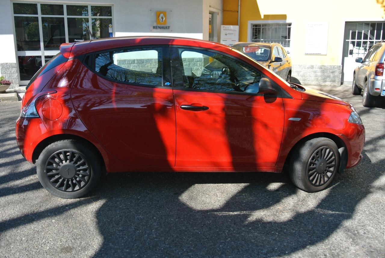 Lancia Ypsilon 1.2 69 CV 5 porte S&S Elefantino Blu