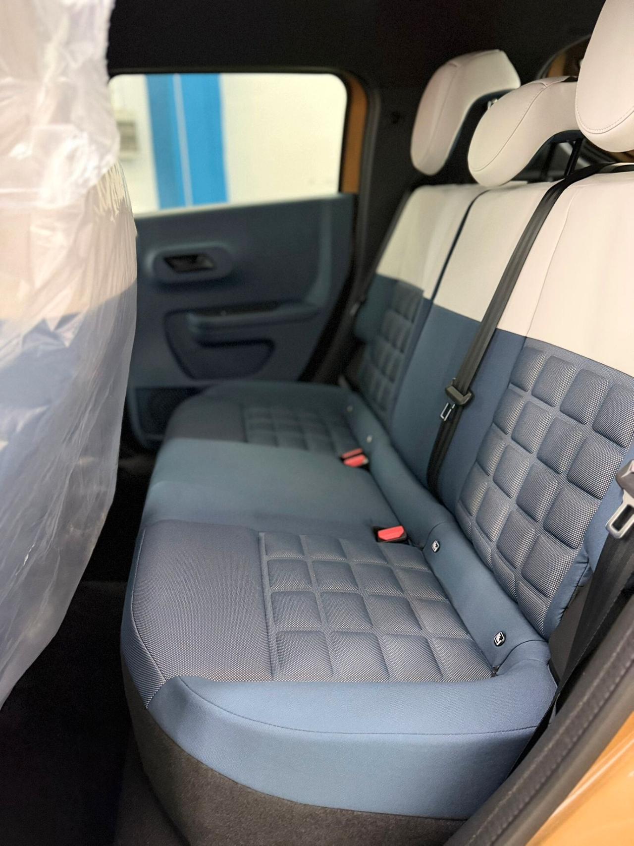 Fiat Grande Panda 1.2 Hybrid 110 CV S&S La Prima