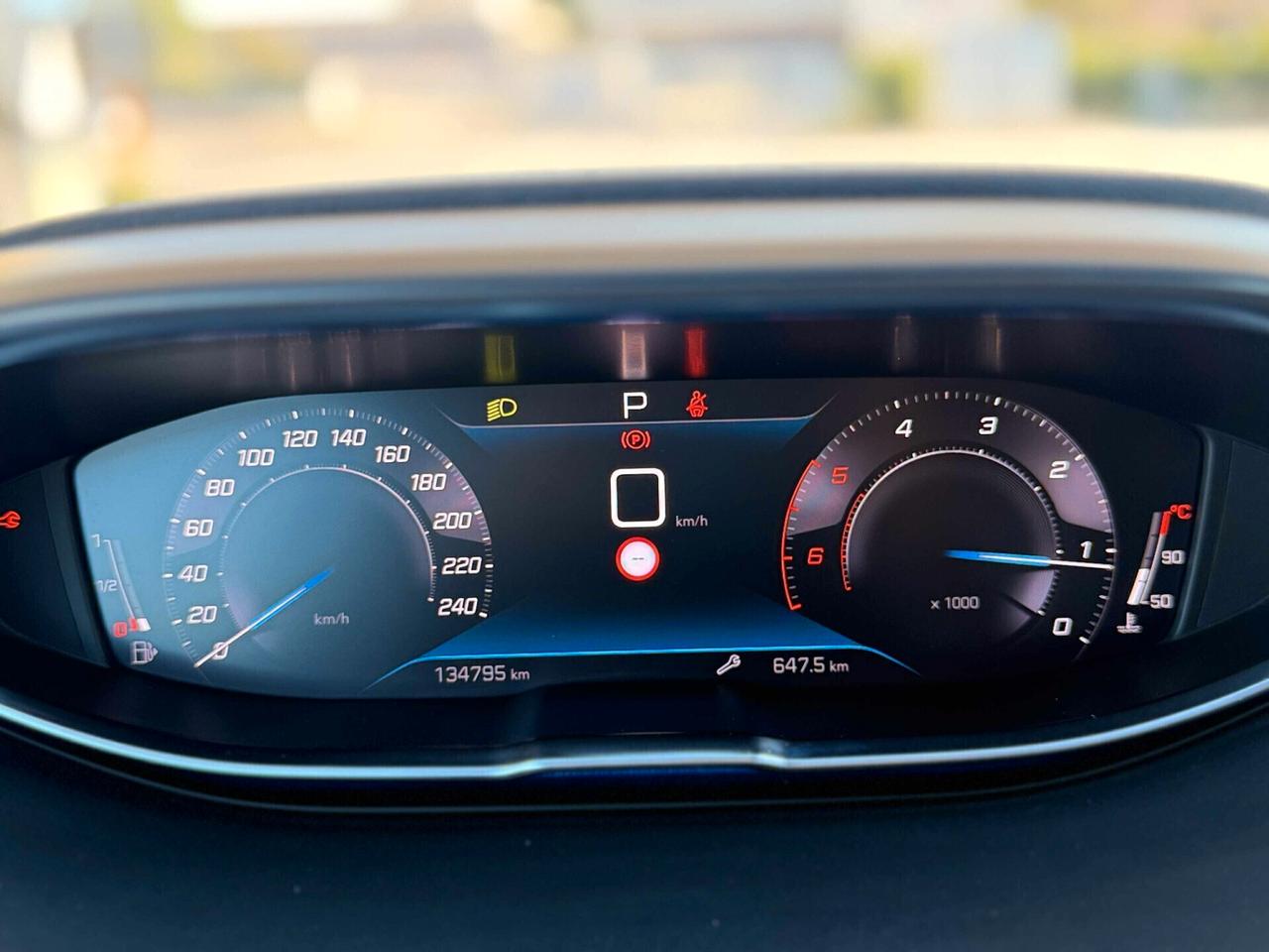 Peugeot 3008 BlueHDi 130 S&S EAT8 Allure