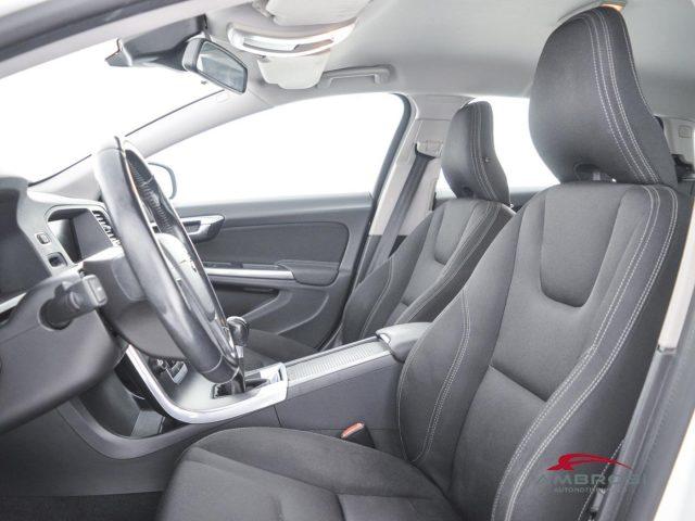 VOLVO V60 D2 1.6 Kinetic