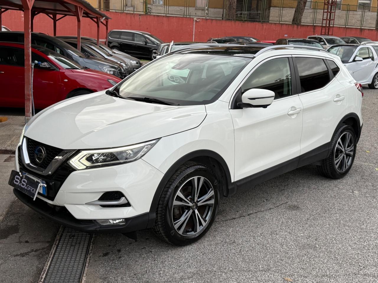 Qashqai 1.5 dCi 115 CV Tekna( 65 mil km )-rate-garanzia