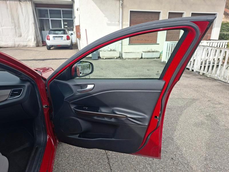 Alfa Romeo Giulietta 1.4 t. Distinctive 120cv E6