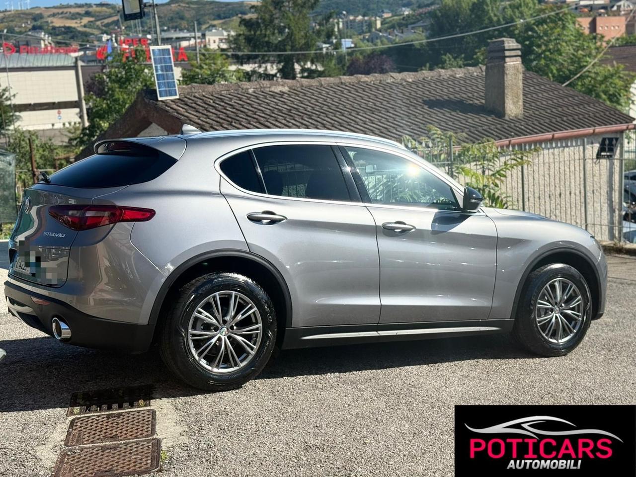Alfa Romeo Stelvio 2.2 Turbodiesel 190 CV AT8 Q4 Business