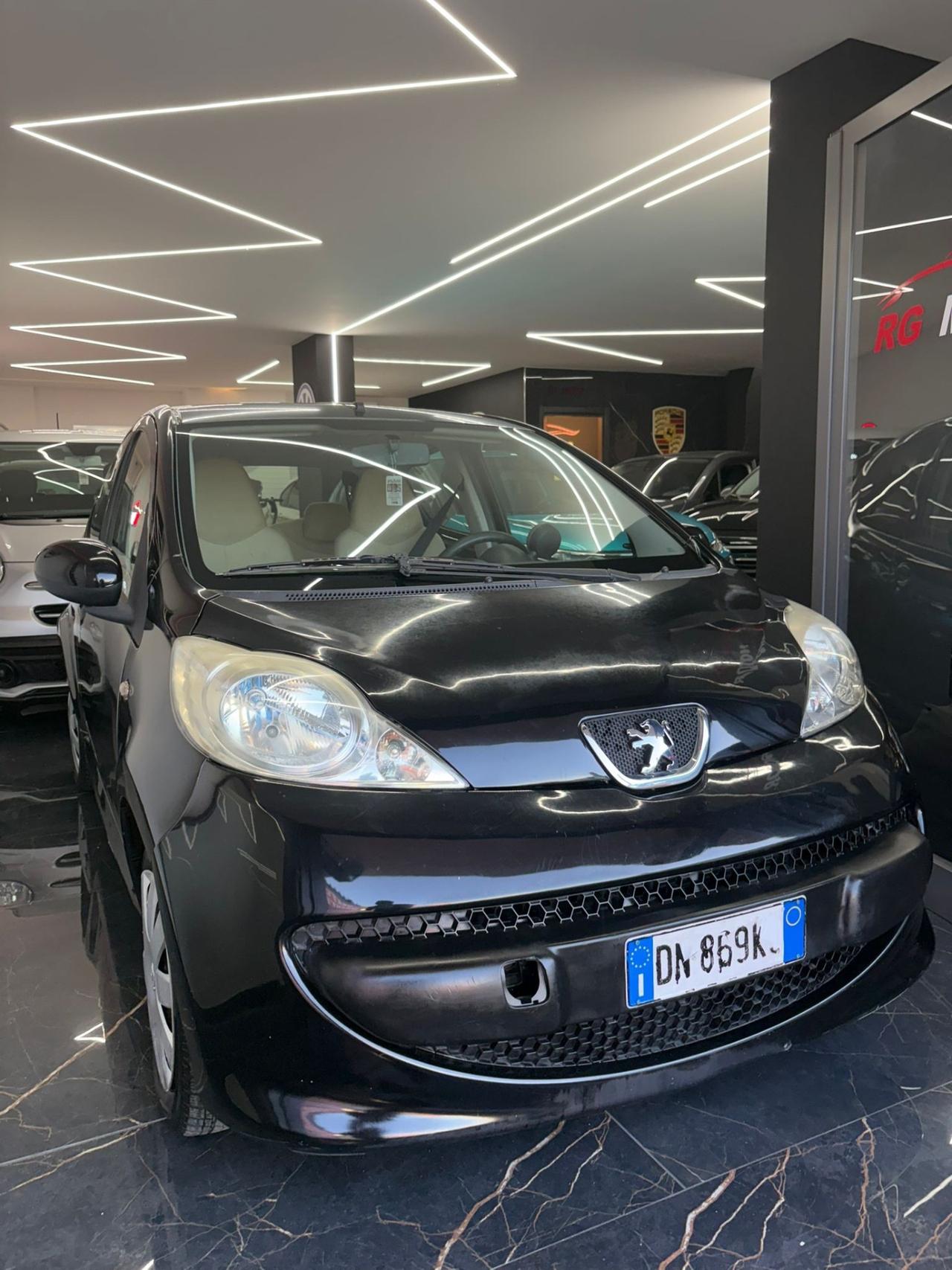 Peugeot 107 1.0 68CV 5p. Sweet Years