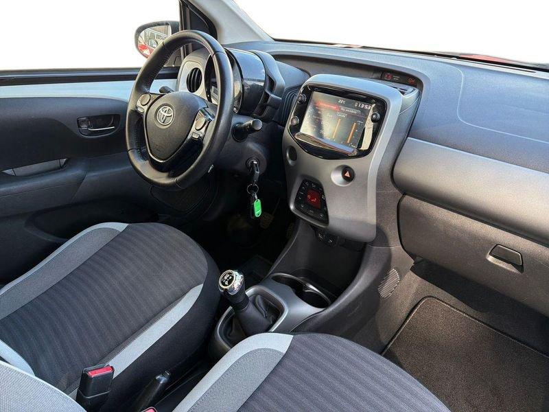 Toyota Aygo Aygo 5p 1.0 x-fun 72cv