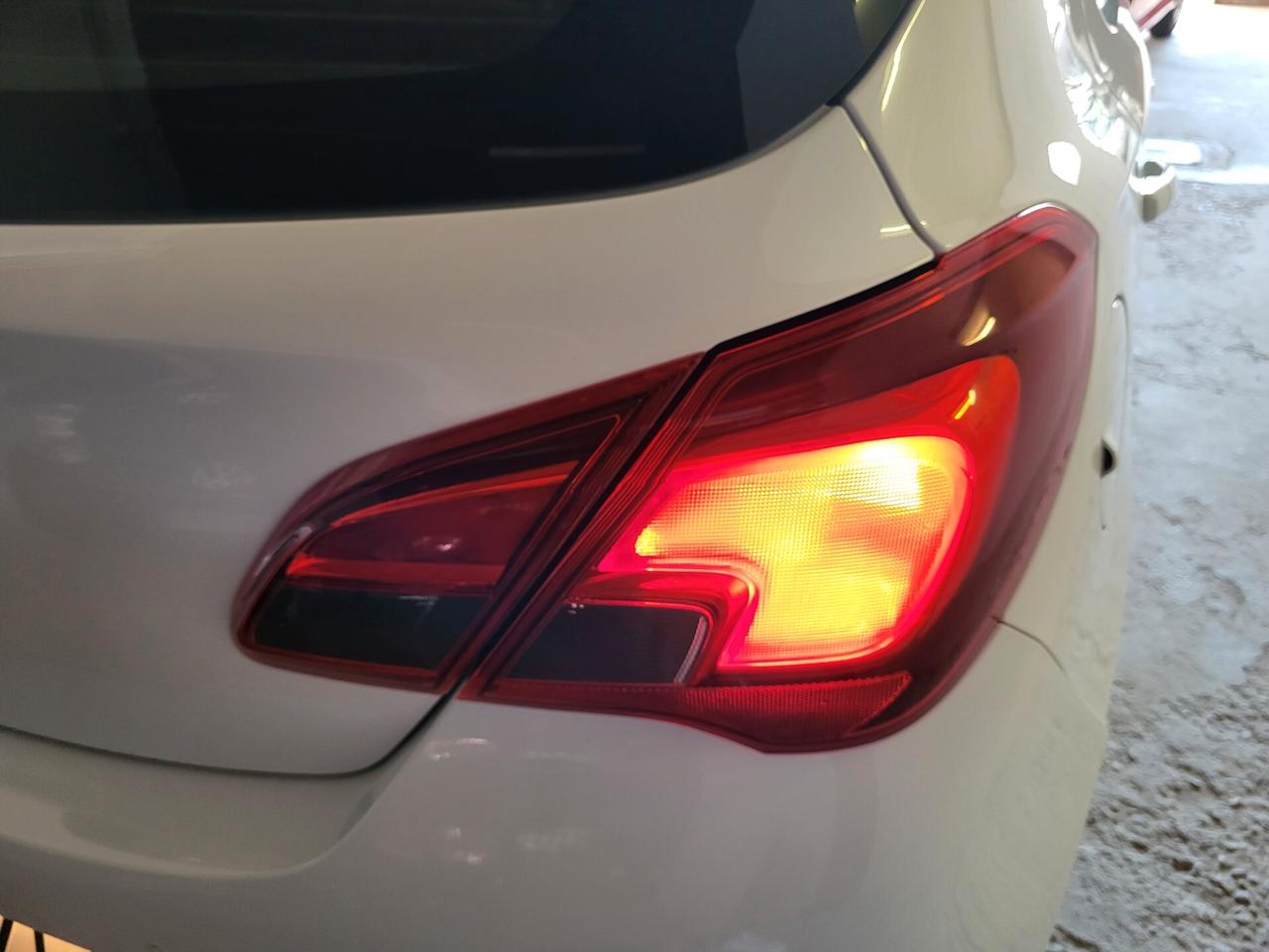 Opel Corsa 1.4 90CV GPL Tech 5 porte n-Joy