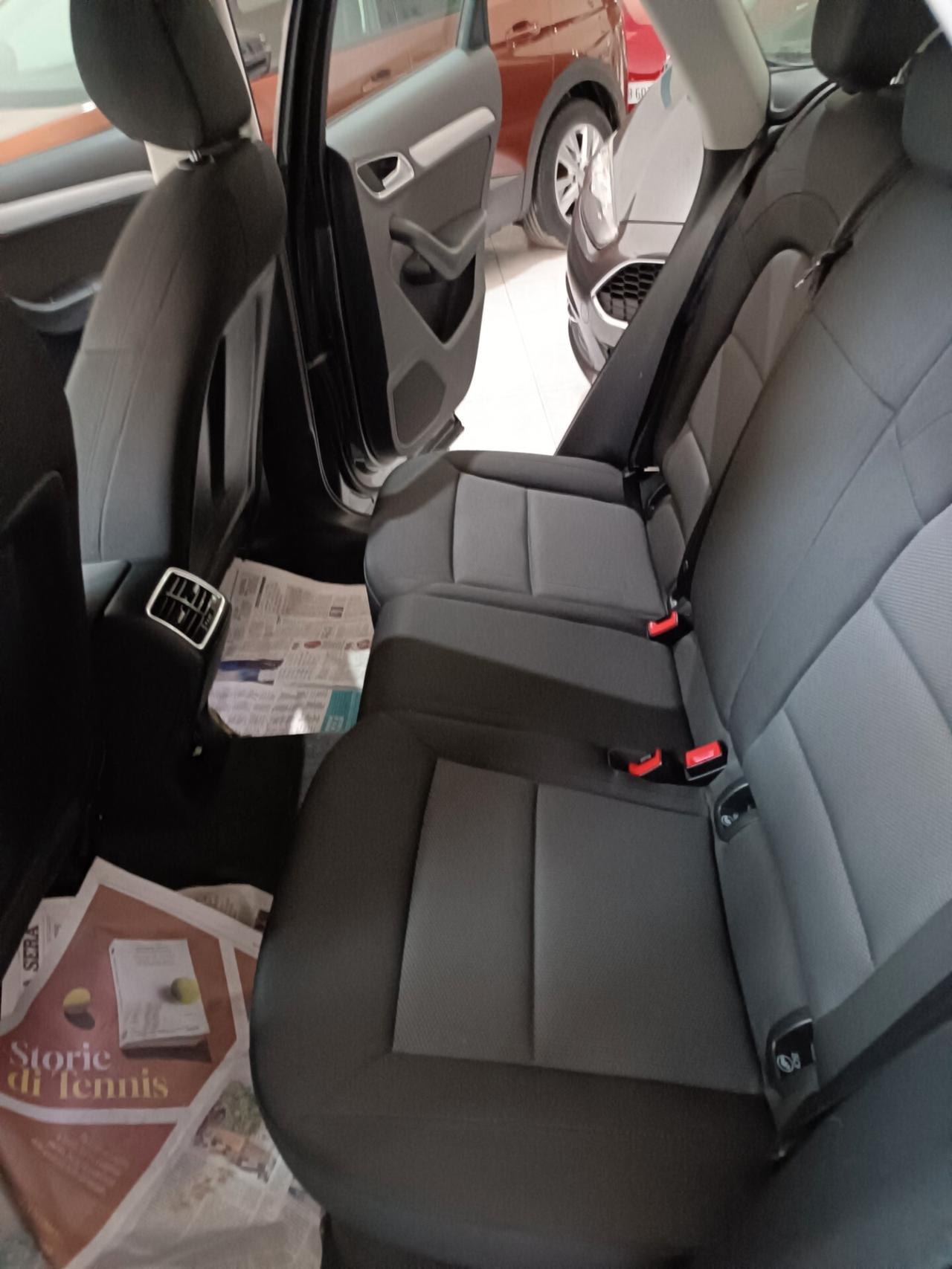 Audi Q3 2.0 TDI 120 CV S tronic Business
