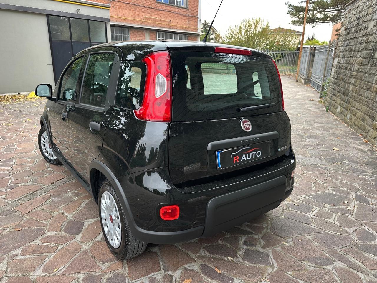 Fiat Panda 1.0 FireFly S&S Hybrid Garmin