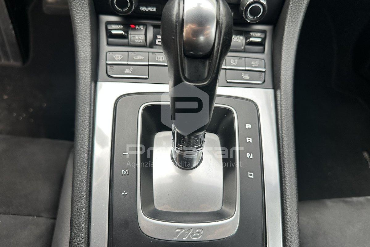 PORSCHE 718 Cayman 2.0