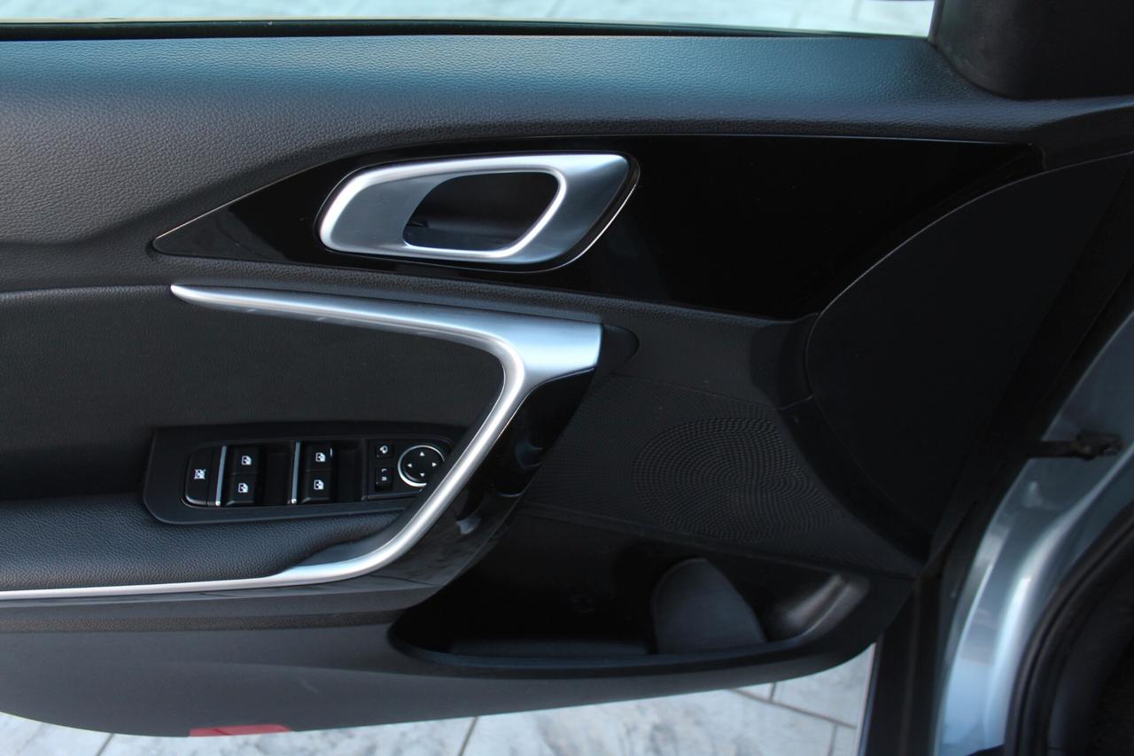 Kia XCeed 1.6 CRDi 136 CV MHEV DCT Business